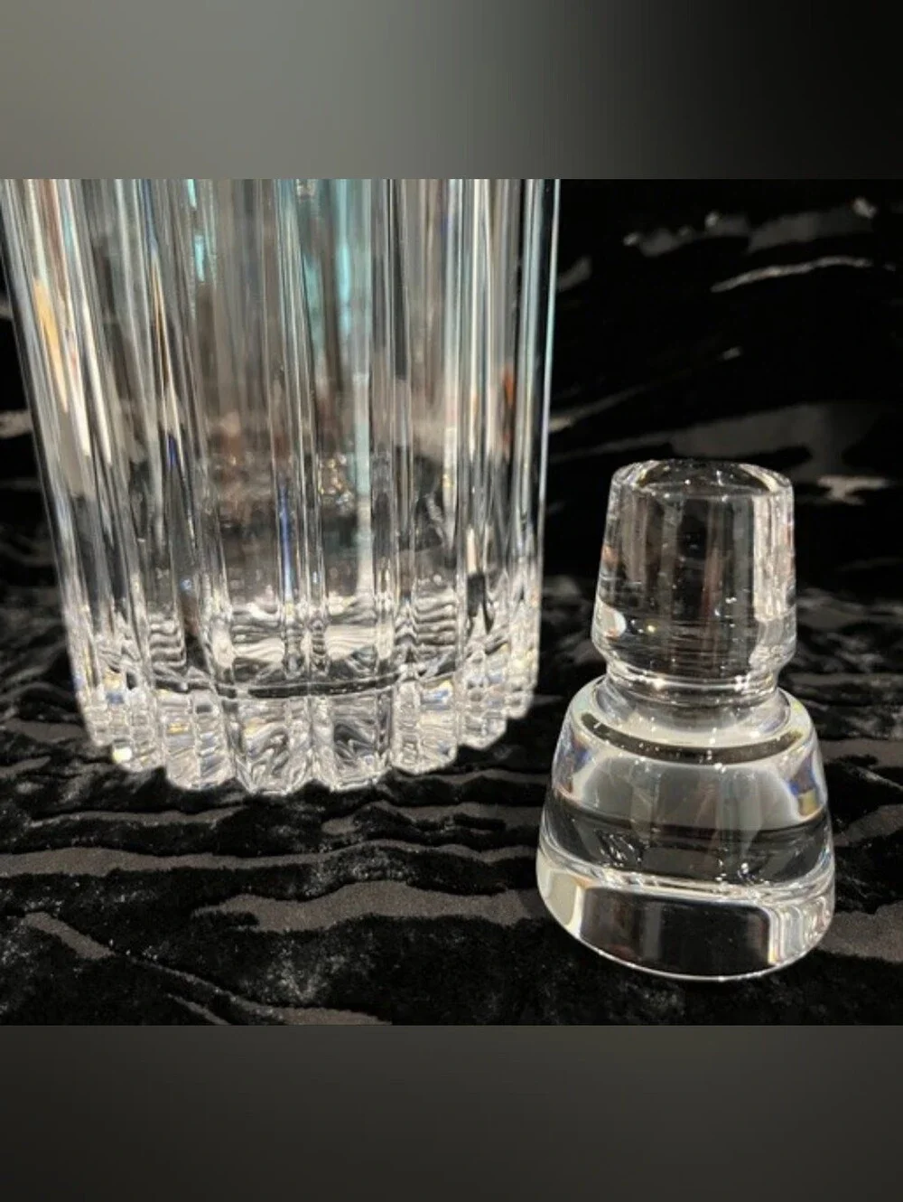 William Sonoma Handcut Crystal Dorset Decanter Made In Slovenia  Gorgeous!  NIB